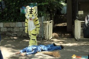 这样卖萌是违法！上野动物园逃跑演习令人捧腹
