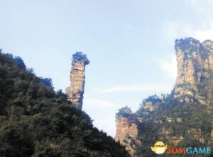 亚洲“蜘蛛人”将全裸挑战草泥马峰 节操碎一地！