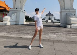 被封「民主油罐車」！賈永婕被拱選總統　3字神回覆網笑翻
