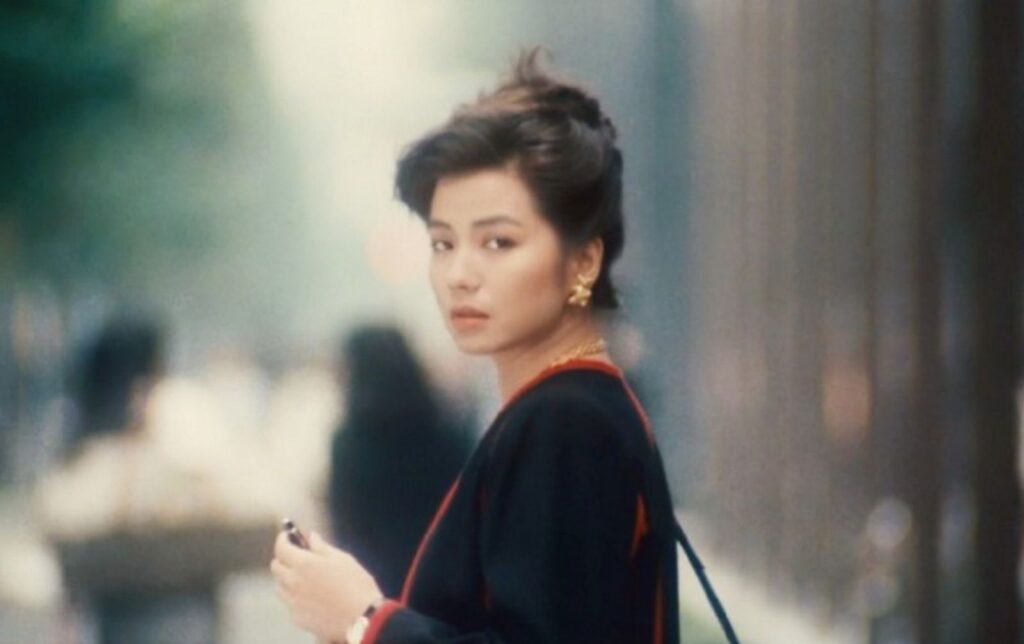 息影32年罕見露面！66歲鍾楚紅拒絕醫美現況曝光　網驚：凍齡天花板